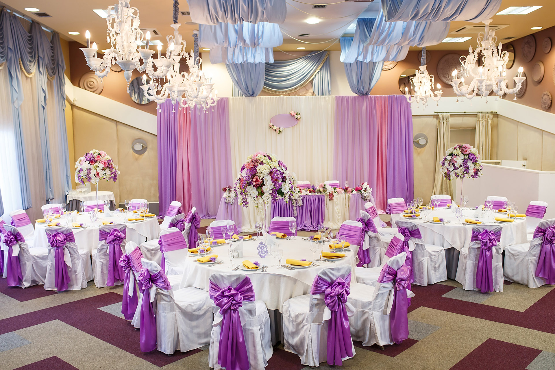 Planning an Event on a Budget with Dry Hire Décor