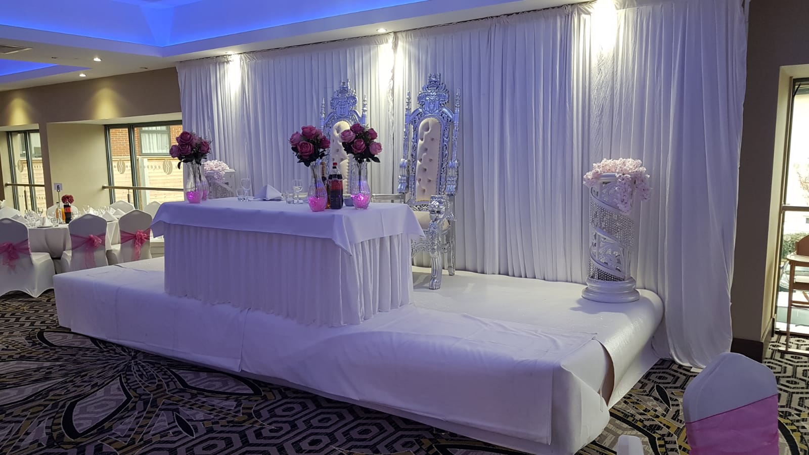 Head Table